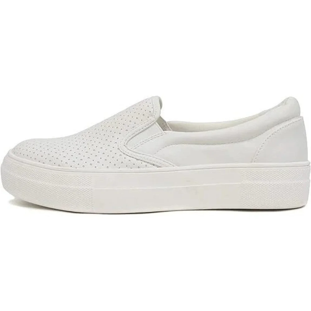 Soda Flat Women Shoes Slip On Loafers Casual Sneakers‎ Memory Foam White 9 NEW